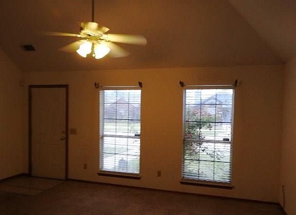 4th image of 1603 Westmore Dr