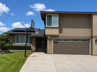 2608 S Lexington Pl, Ontario, CA 91761