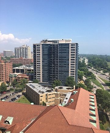 3rd image of 3950 N Lake Shore Dr APT 1602A