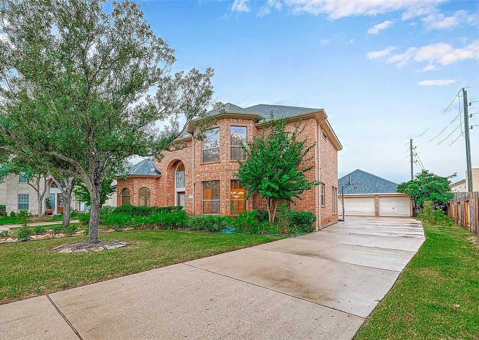 1st image of 22518 Silvermist Ln