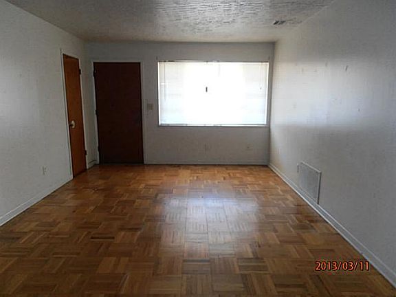 2nd image of 3217 NE 20th St