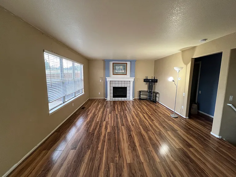 19061 E Linvale Pl — Photo 7