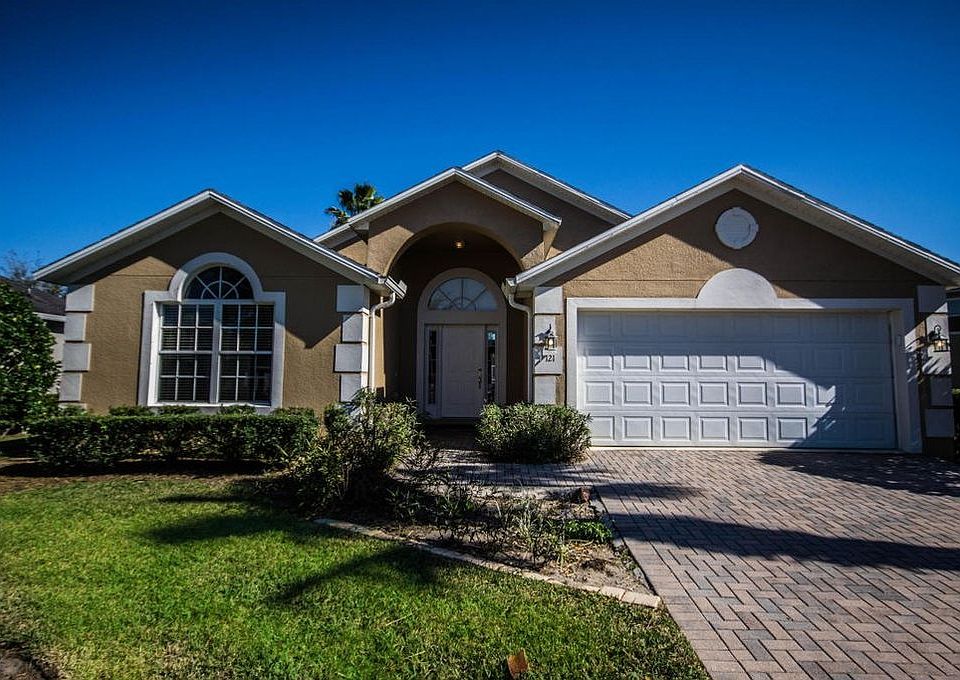 1st image of 121 Hagge Dr