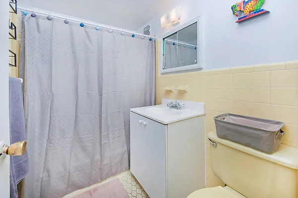 Rented by NOVO | media 41