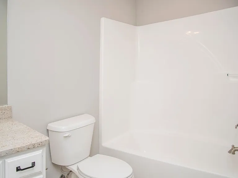 496 Bellingham Dr NE — Photo 12