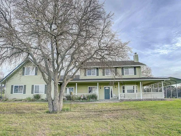 7443 Warren Rd, Valley Springs, CA 95252
