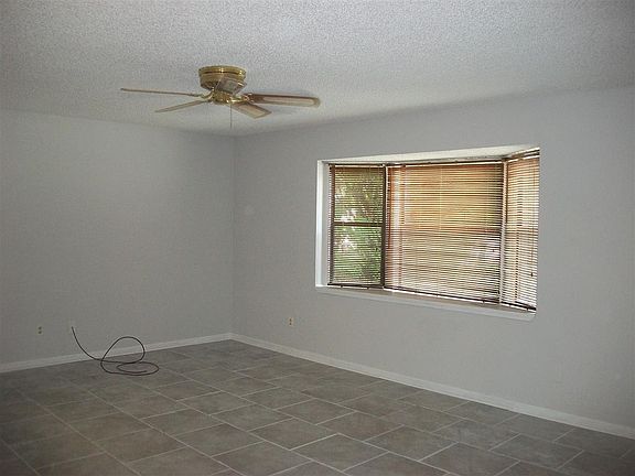 3rd image of 2368 Tina Dr #5