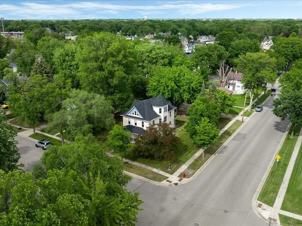 723 3rd St SW, Willmar, MN 56201