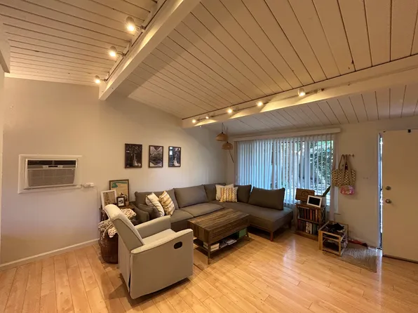 2323 San Juan Ave APT 5, Walnut Creek, CA 94597