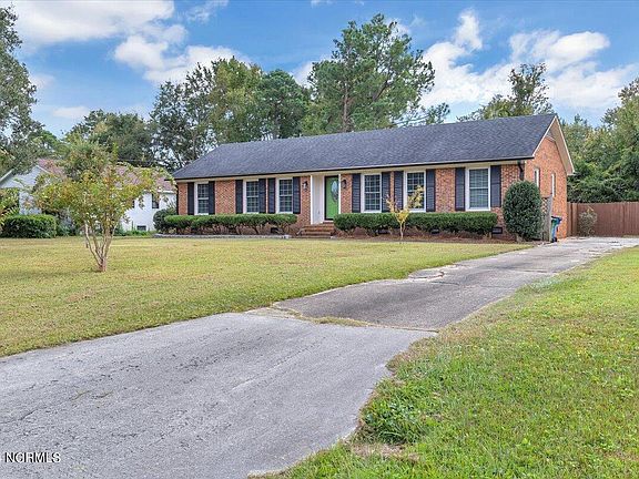 4th image of 328 Henry H Watters Drive