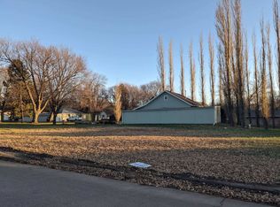 111 N 7th St, Mapleton, IA 51034