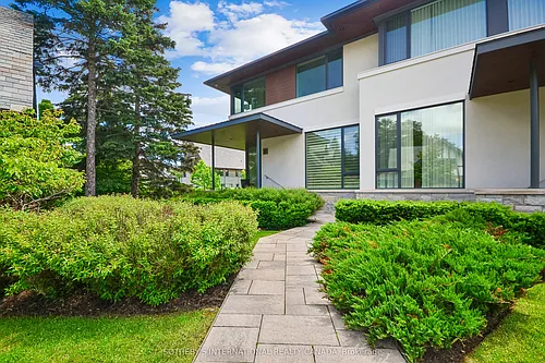 10 Maple Grove Dr #21 Photo 1