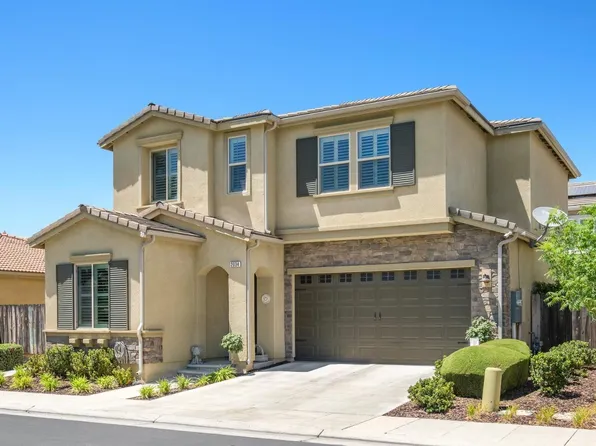 2034 E Corneliuson Dr, Fresno, CA 93730