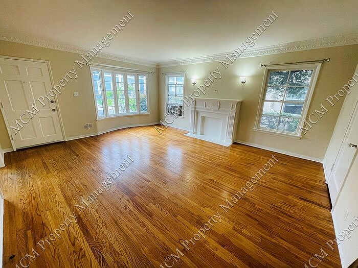 1st image of 337 N Gardner St #337