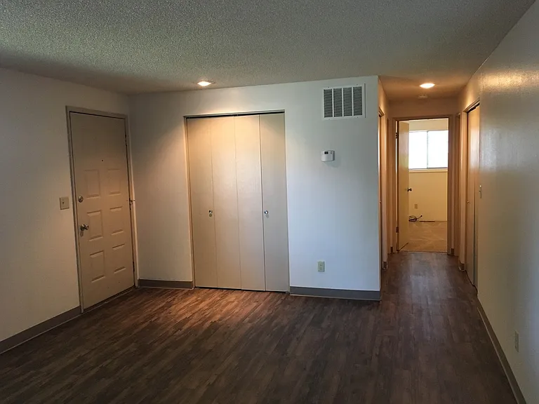 Sunrise Villas Apartments — Photo 5