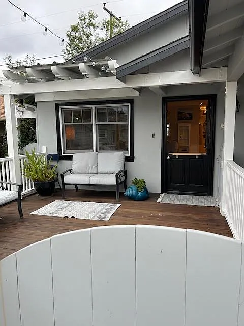 231 Castaic Ave — Photo 2