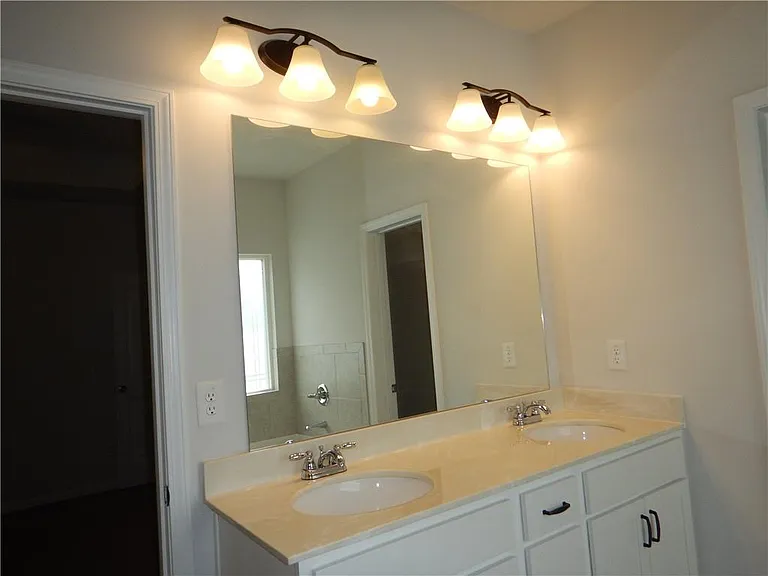 720 Country Ridge Dr — Photo 16
