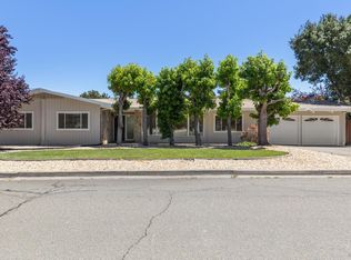 10 Theresa Ct, Novato, CA 94947