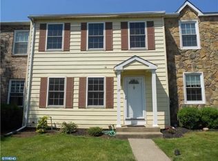 19 Pinedale Ct, Hamilton, NJ 08690