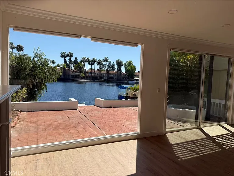 22835 Islamare Ln — Photo 15