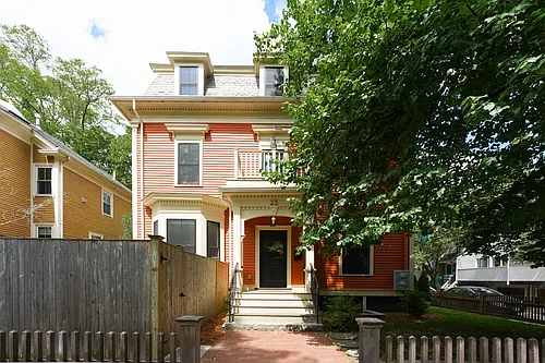 23 Irving St #1 Photo 1