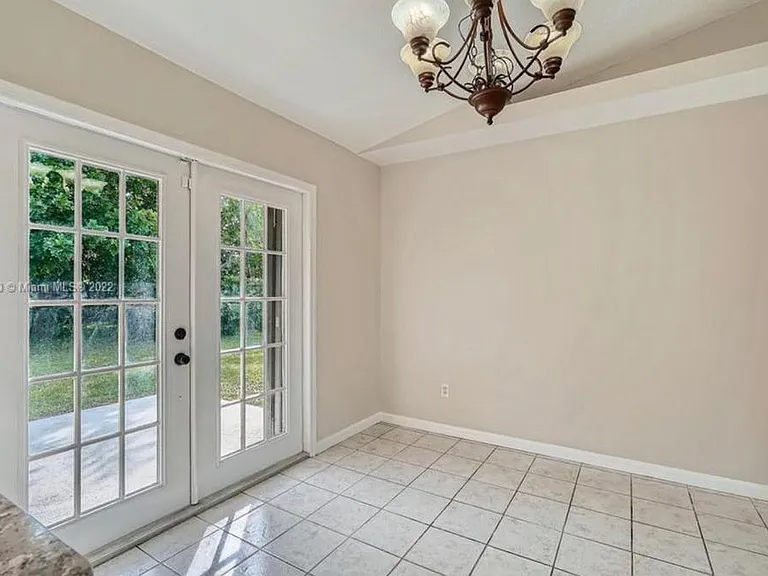 3309 SW Frankford St — Photo 9