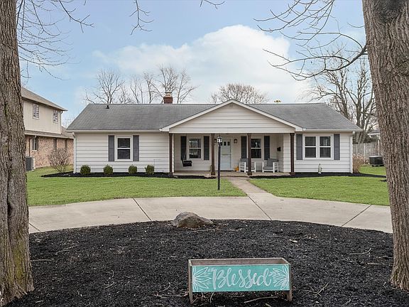 2nd image of 2109 Elmwood Dr