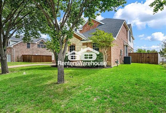 3rd image of 508 Lilac Ln