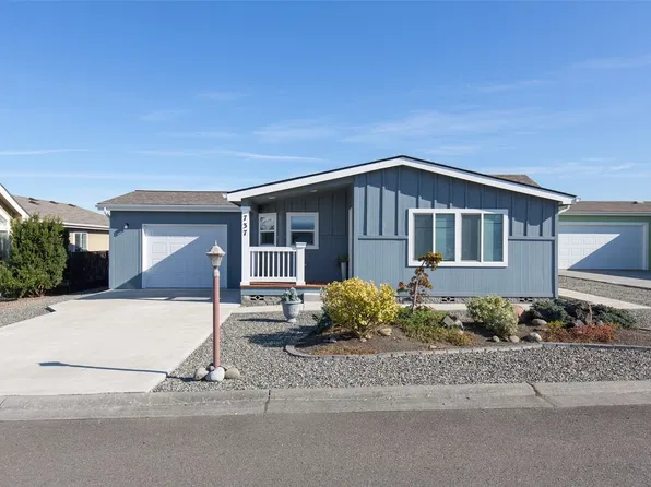737 W Heritage Loop, Sequim, WA 98382