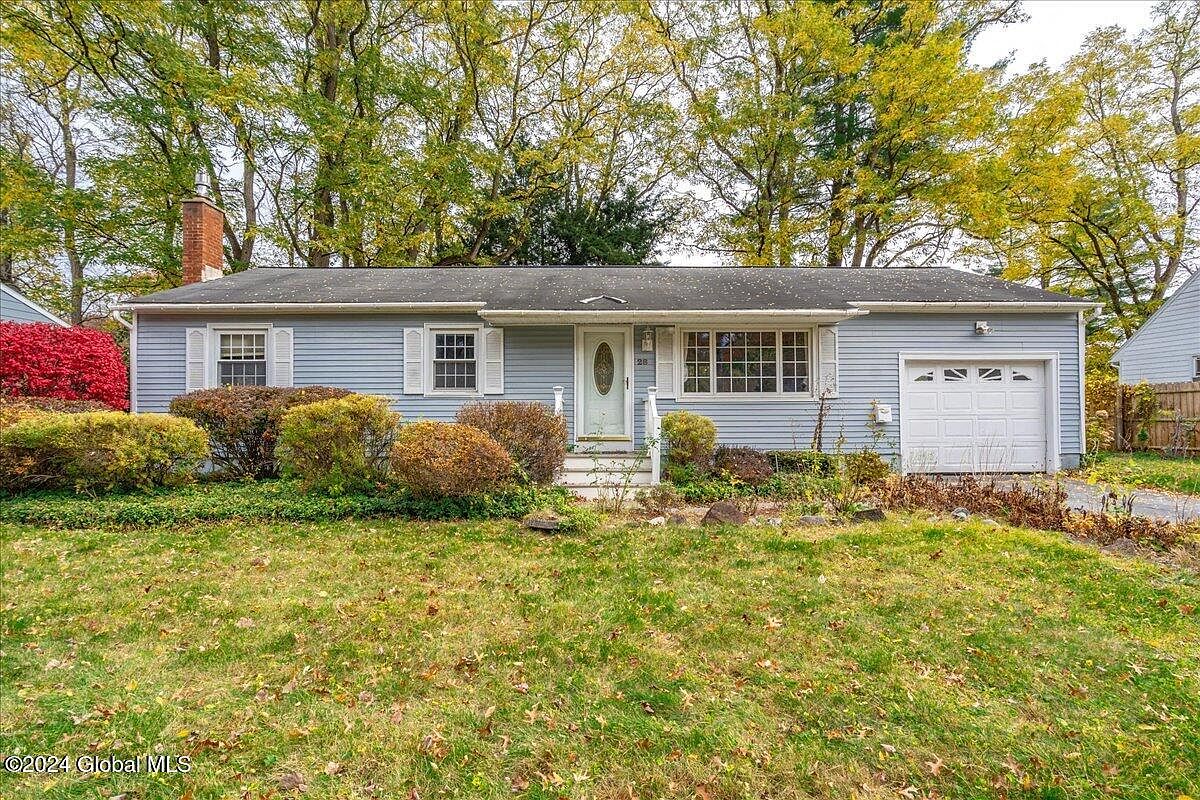 1st image of 28 Elizabeth Lane