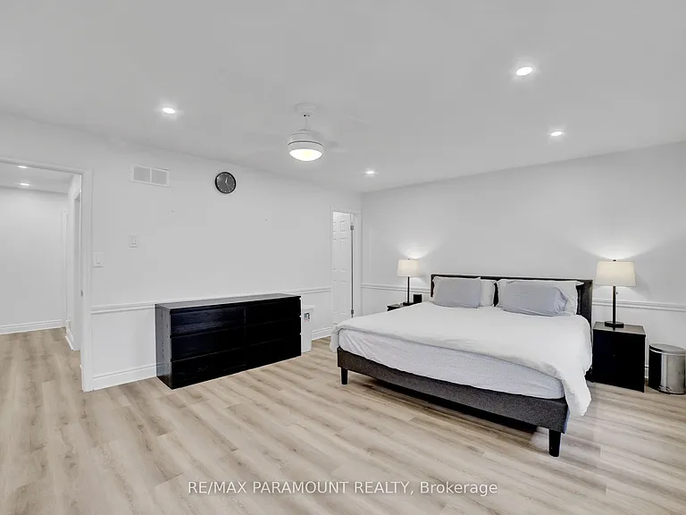 2641 Cavendish Dr — Photo 23