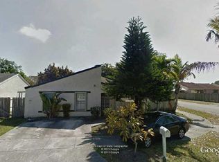 19349 SW 118th Pl, Miami, FL 33177