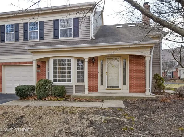 223 New Bridge Ct #14-3, Palatine, IL 60067