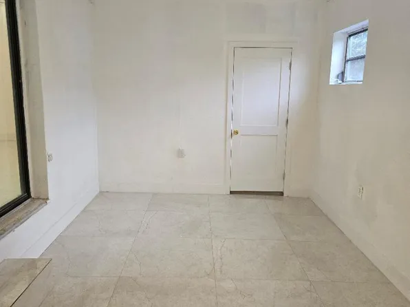 1020 NW 147th St, Miami, FL 33168