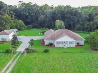 1802 E Avenue Dr, Geneva, AL 36340