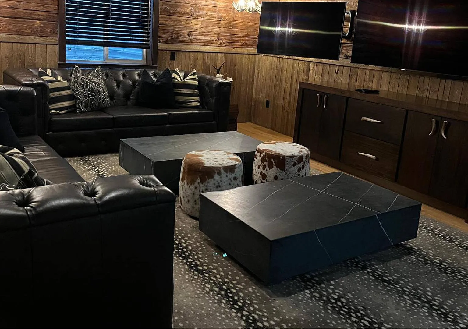 4 bed, 11.0 bath, 19000 sqft, $1,767 — Photo 1