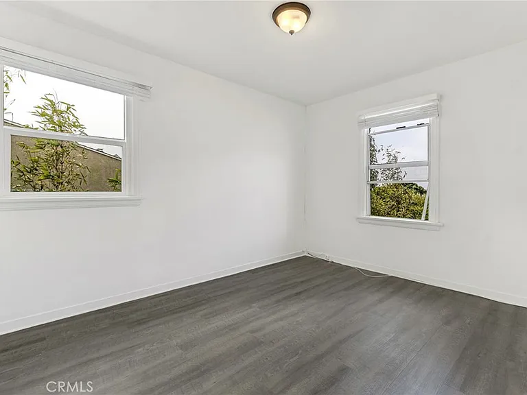 2441 3rd St #7 — Photo 12