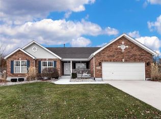 2636 Fairway Dr, Belleville, IL 62220