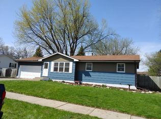 5308 W 50th St, Sioux Falls, SD 57106