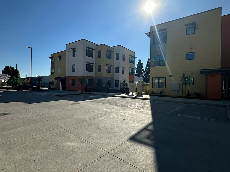 Mirasol Village — Photo 6