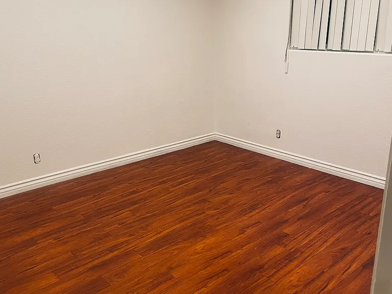 1st bedroom