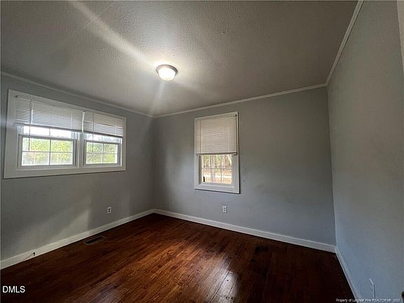 4th image of 2594 Marks Rd