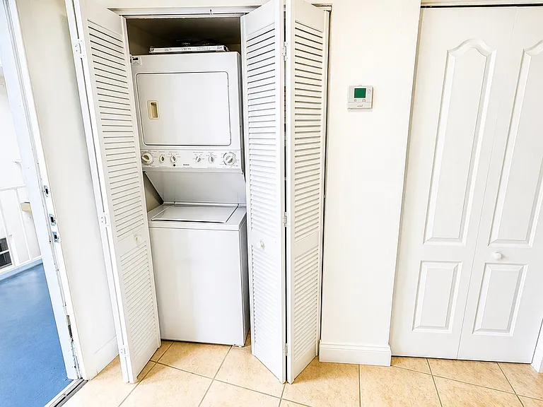 4255 N University Dr #308 — Photo 8