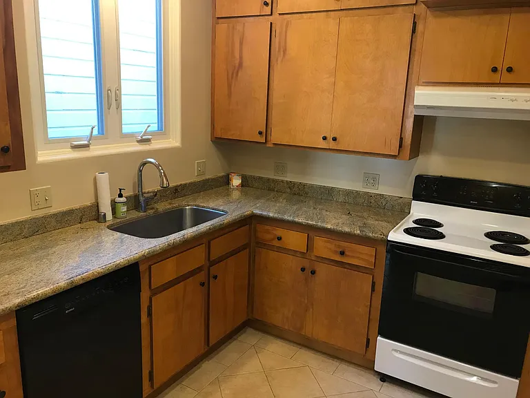 3745 Divisadero St #4 — Photo 5