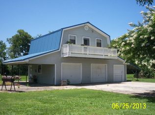 343 Country Village Dr, Raceland, LA 70394