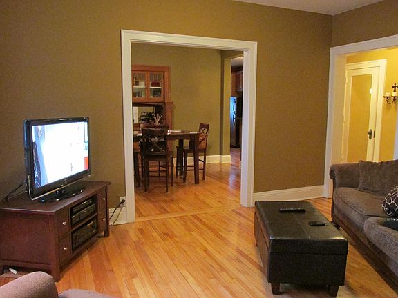 3rd image of 2300 Girard Ave S APT 104