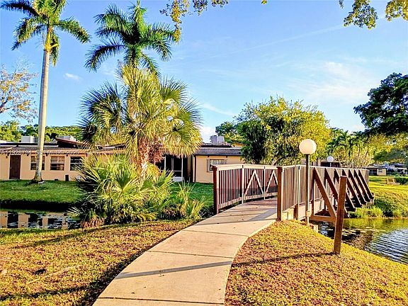 2nd image of 151 Berkley Rd APT 308