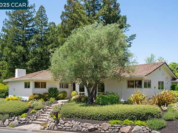 3190 Bavarian Ln, Lafayette, CA 94549