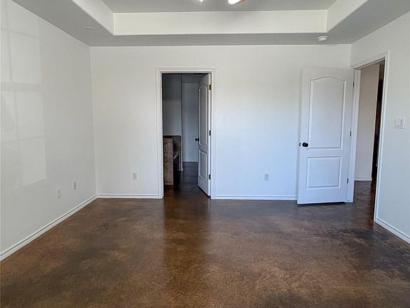 5th image of 430 N Summit Ridge Dr