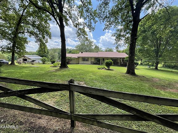 2nd image of 317 Plaza Dr